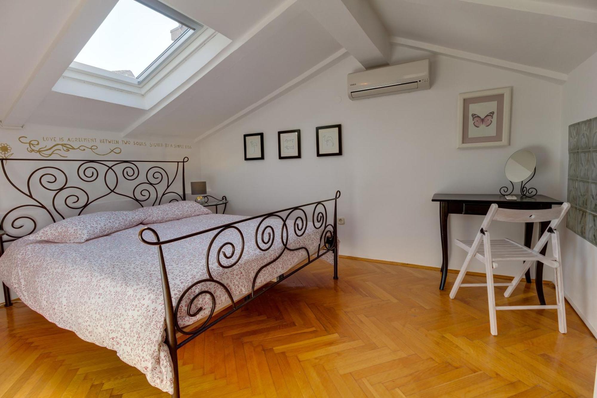 Apartments Mandarina Mali Lošinj Cameră foto